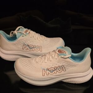 Hoka Mach 6